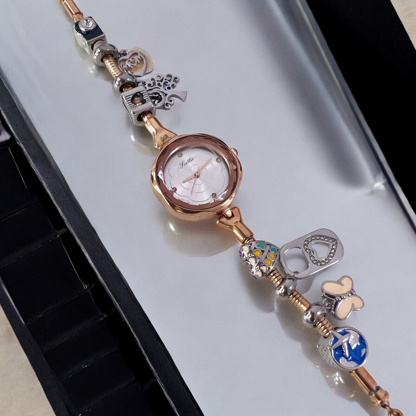 Reloj Scottie Ref. Pandora 001
